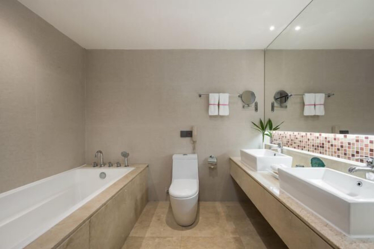 Bathroom 3, Minzhong Grand Hotel, Sanming