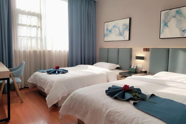 Bedroom 4, SET CHAIN HOTOL, Ezhou