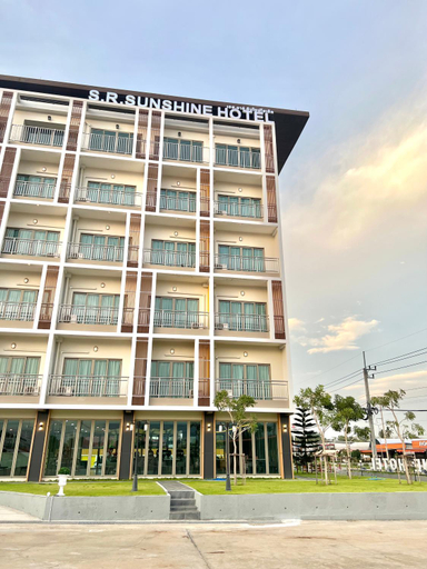 Exterior & Views 1, S.R.SUNSHINE HOTEL, Lom Sak