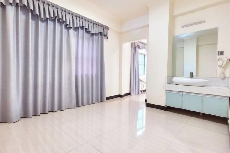Bathroom 3, Nanningyudongjiudian, Nanning