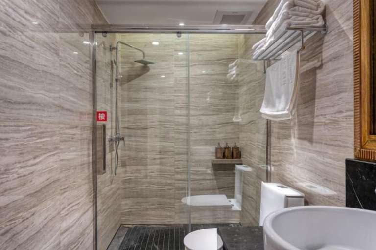 Bathroom 4, Laiman Resort Hotel, Xishuangbanna Dai