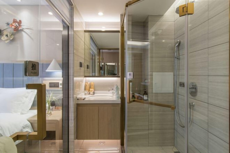 Bathroom 3, Huaxi Hongta Avenue High-speed Railway Station, Yuxi