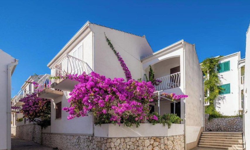 Exterior & Views, Lavica Bellevue studio apartments, Podstrana