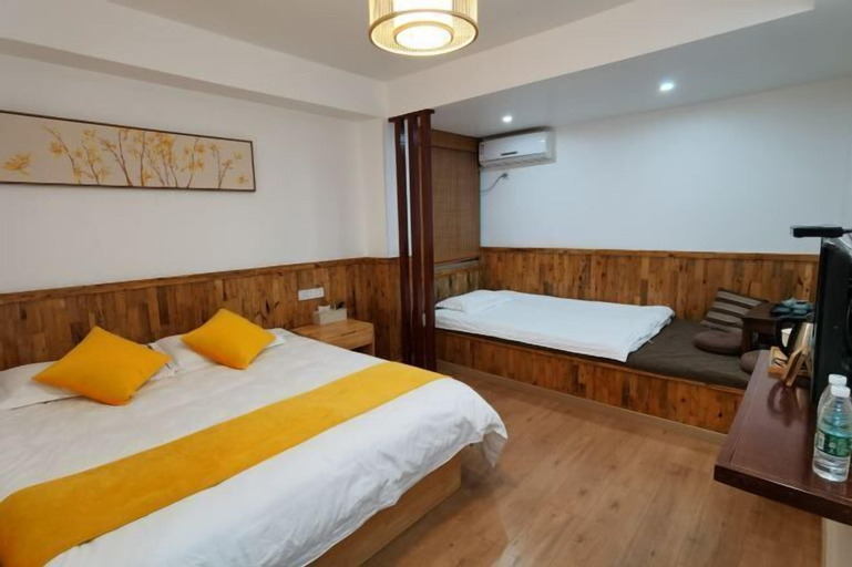 Bedroom 14