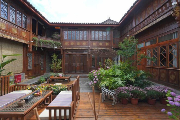 Others 5, Liushanmen Inn, Lijiang