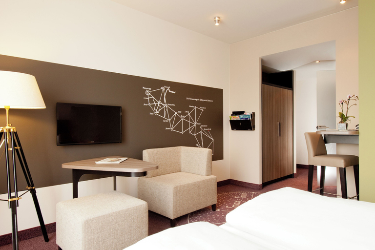 Bedroom 3, Steigenberger Parkhotel Braunschweig, Braunschweig