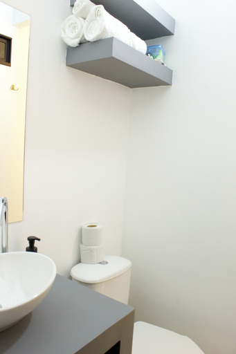 Bathroom 4, Glamping Villa Transito, Tibirita