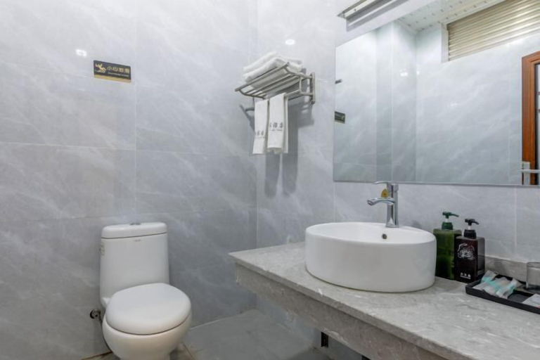 Bathroom 3, Tengjia Hotel, Baoshan