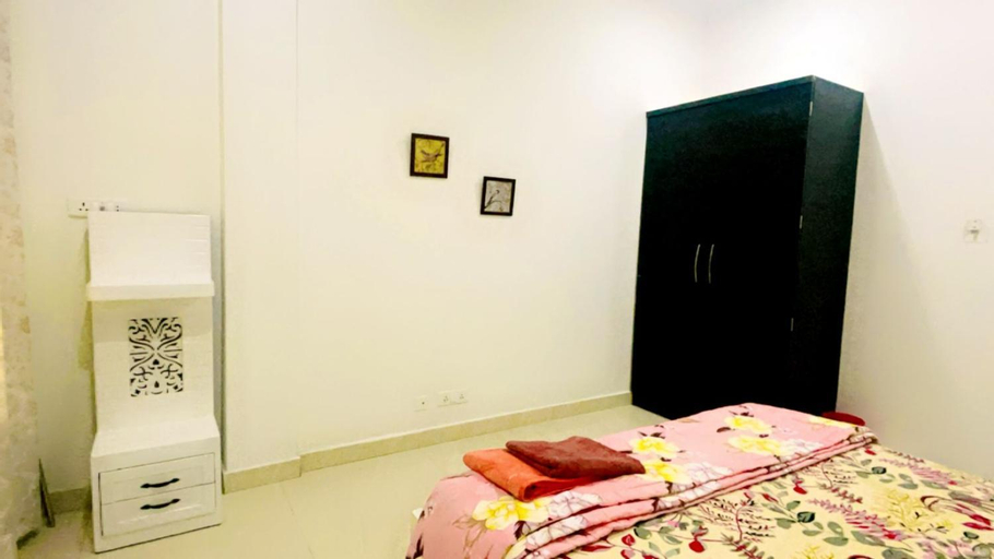 Bedroom 2, Usha Residency, Varanasi
