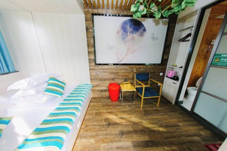 Bedroom 2, Anqing Jushishan LOVE Homestay, Anqing