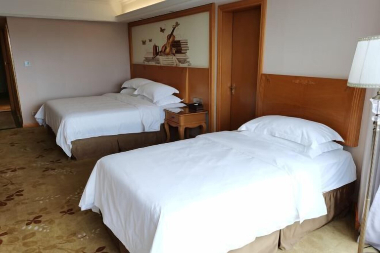 Bedroom 4, Venus Royal Hotel (Guilin Airport), Guilin