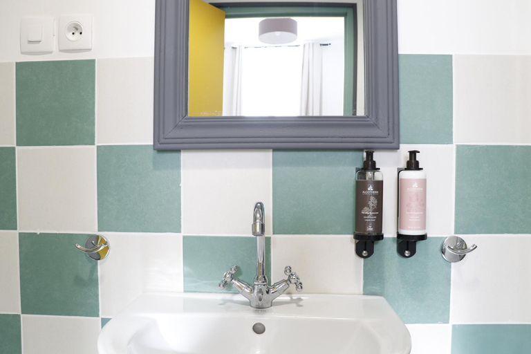 Bathroom 4, La Recreation - Chambres et Appartements, Côtes-d'Armor