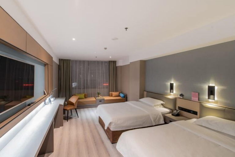 Bedroom 3, Yufeng International Hotel, Xiaogan