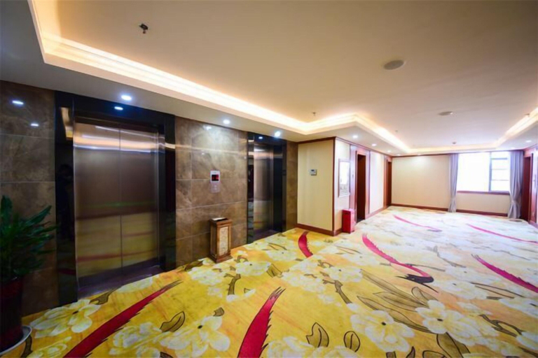 Bedroom 3, Hengshan Hotel, Hengyang