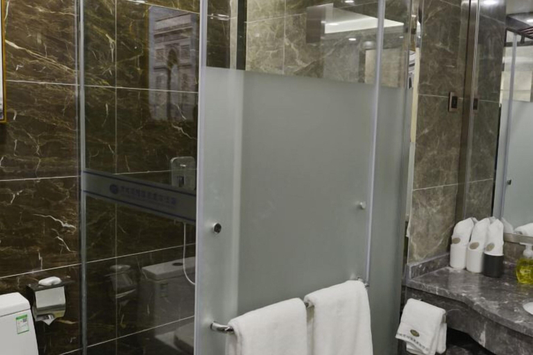 Bathroom 4, Ruicheng Hotel China, Yuncheng