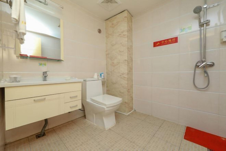 Bathroom 4, Meinaya Hotel, Kunming