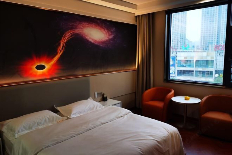 Bedroom 2, Zhenfeng Hotel, Qianxinan Buyei and Miao