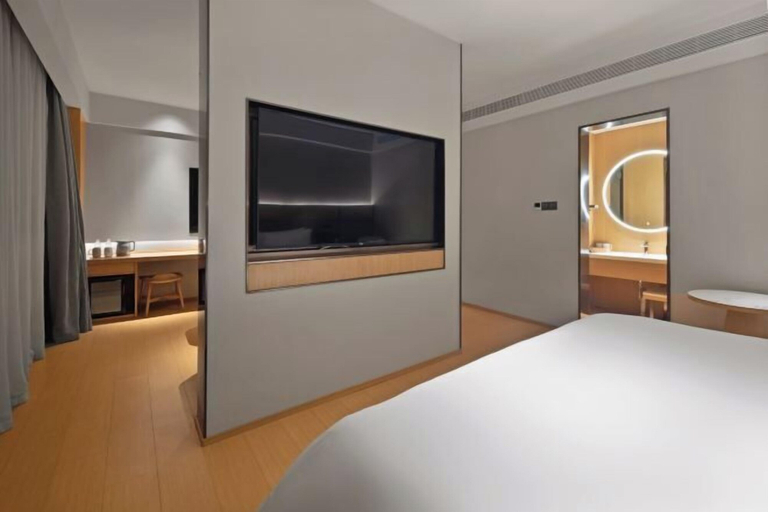 Bedroom 4, JI Hotel (Chongqing Jiefangbei Pedestrian Street), Chongqing