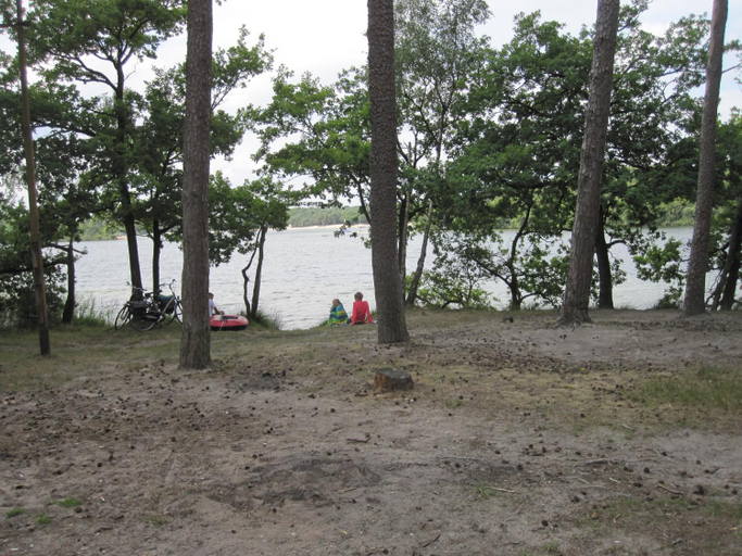 Others 2, Regina Vught, Vught