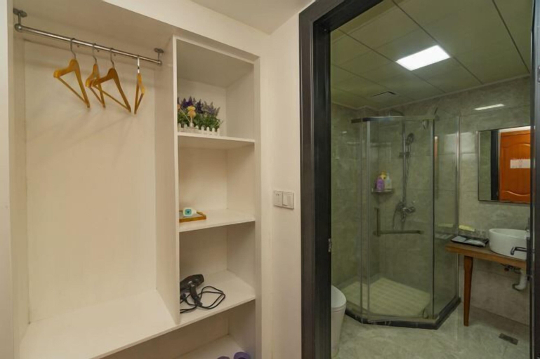 Bathroom 4