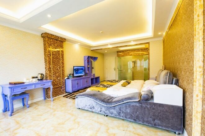 Bedroom 3, Paulolia Holiday Hotel, Liupanshui