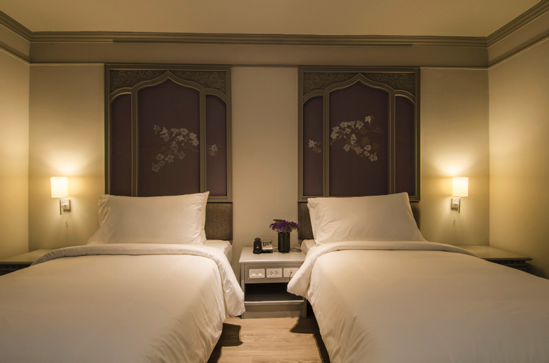 Bedroom 13