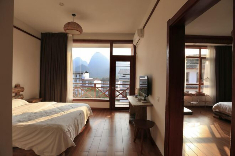 Bedroom 3, Xiaolonghe Hotel (Yangshuo Yulonghe Scenic Area), Guilin