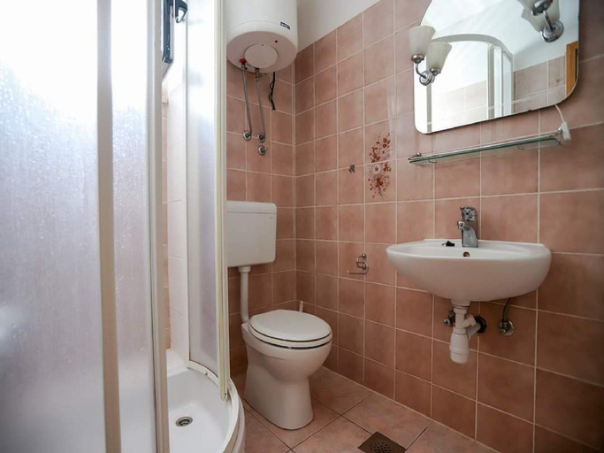 Bathroom 4, Apartments Pezo, Baška Voda