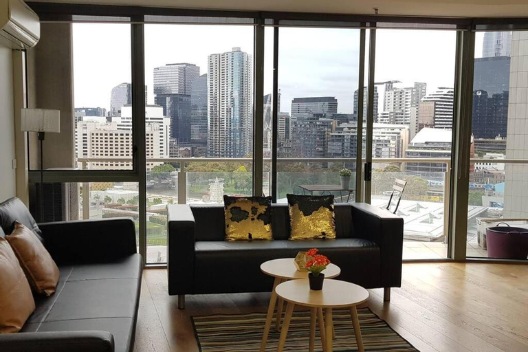 Others 5, RiverView Spacious 3BR2Bath2Car WifiPoolGym Crown, Melbourne