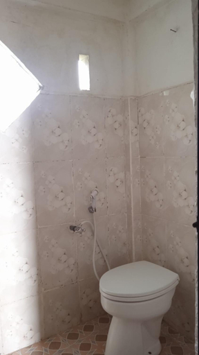 Bathroom 3, THE SINGKI HOME FAMILY, Tana Toraja