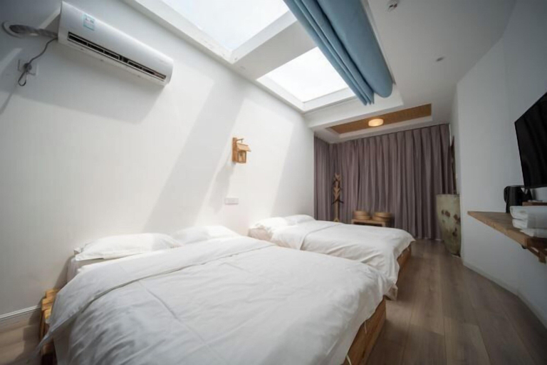 Bedroom 3, Ningguo Qinglongmen Inn, Xuancheng