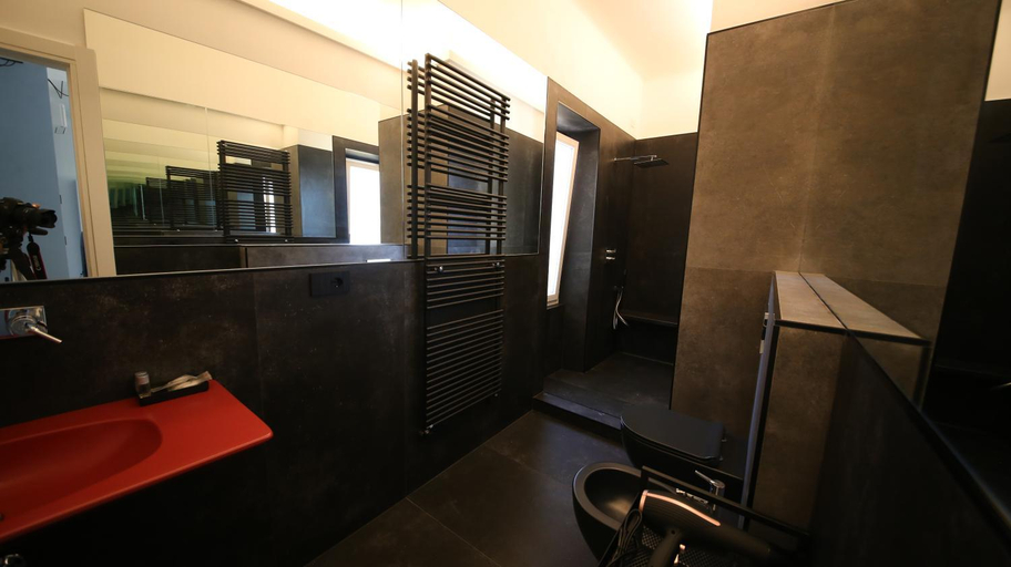 Others 5, 5terrehospitality, La Spezia