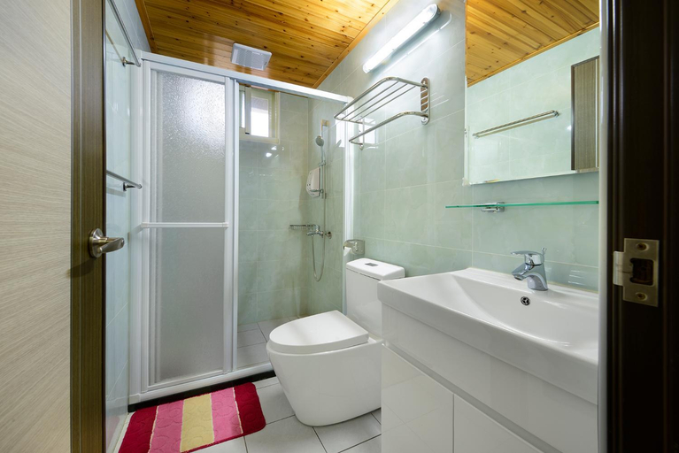 Bathroom 3, Mei-cun, Hualien