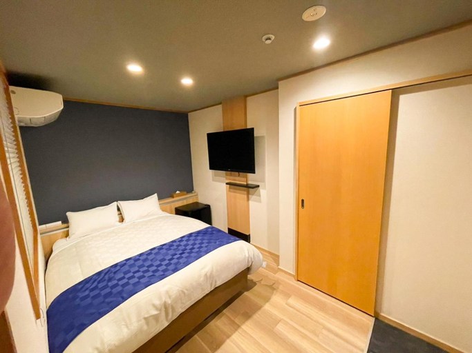 Others 5, NK Hotels, Fukuoka