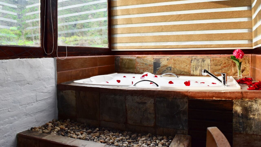 Bathroom 3, QUINTA LOS JUANES, Baños