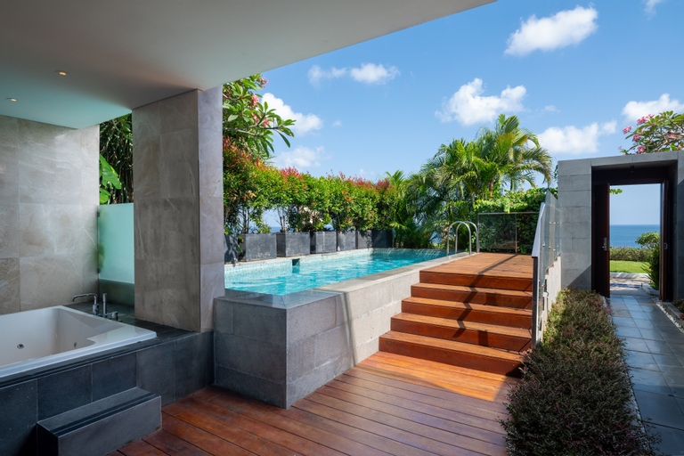 Swimming Pool 28