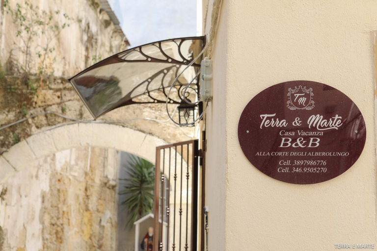 Others 3, ALLA CORTE DEGLI ALBEROLUNGO, Bari
