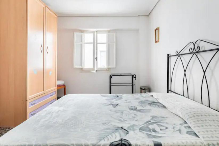 Others 3, private room in shared apartment Valencia WorkStay, Valencia