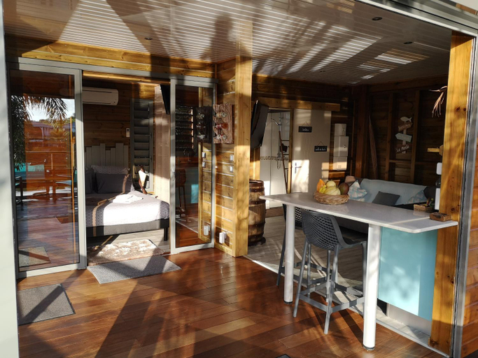 Food & Drinks 5, BUNGA-LODGE (bungalow 4* avec piscine privee), Sainte-Anne