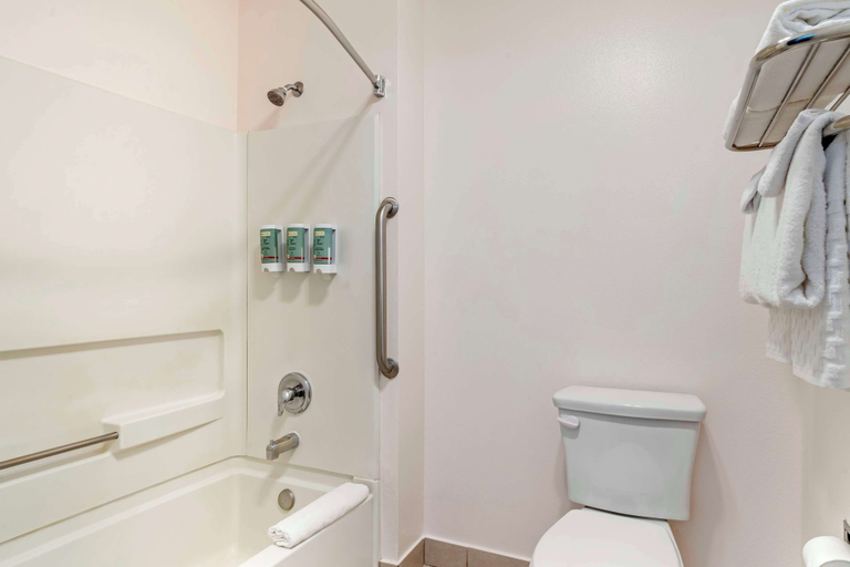 Bathroom 4, Best Western Salinas Monterey Hotel, Monterey