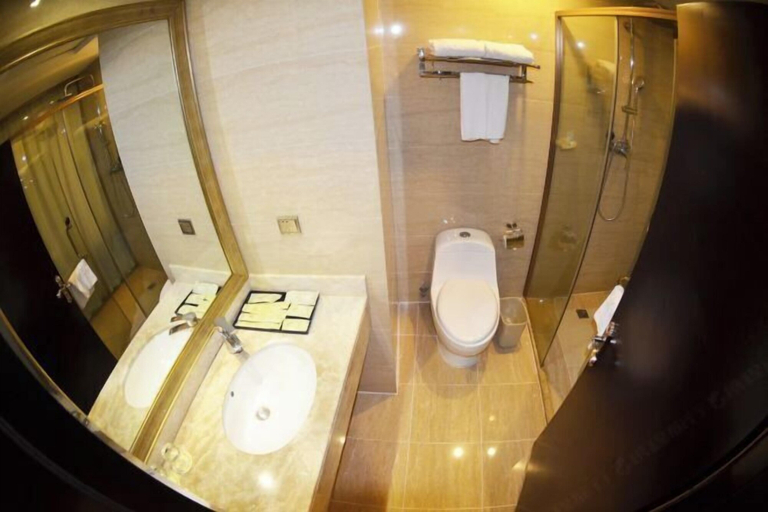 Bathroom 3, Wanjia Oriental Hotel, Zhangzhou