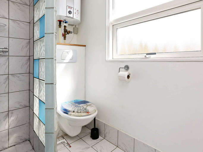 Bathroom 3, Stunning Holiday Home in Hovedstaden With Terrace, Gribskov