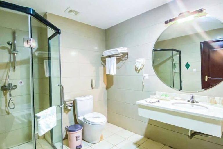 Bathroom, Hexie Hotel, Zhaotong