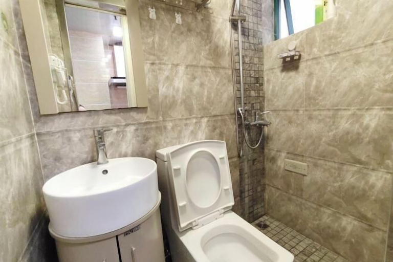 Bathroom 4, Jufuyuan Apartment, Shenzhen
