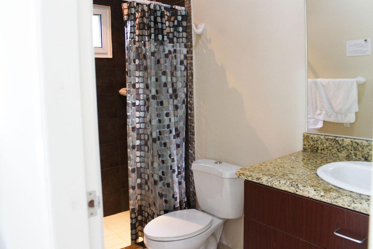 Bathroom 3, Corinto Pearl Eco Resort, El Porvenir