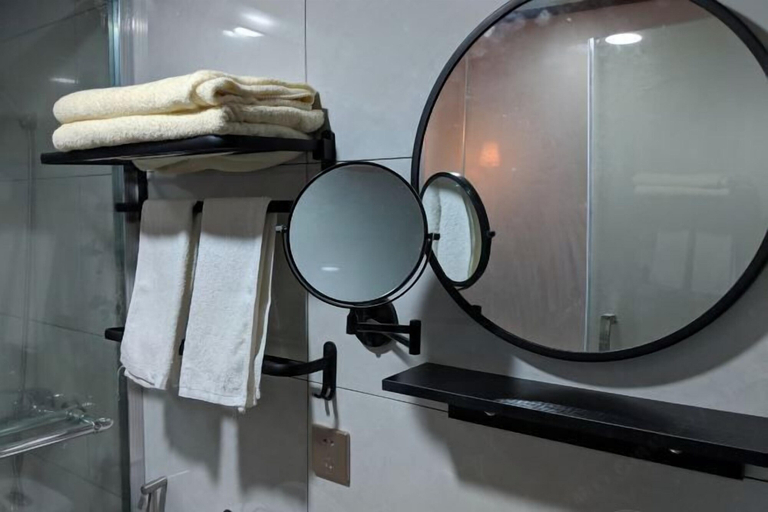 Bathroom 3, Xianhua Farmhouse, Taizhou