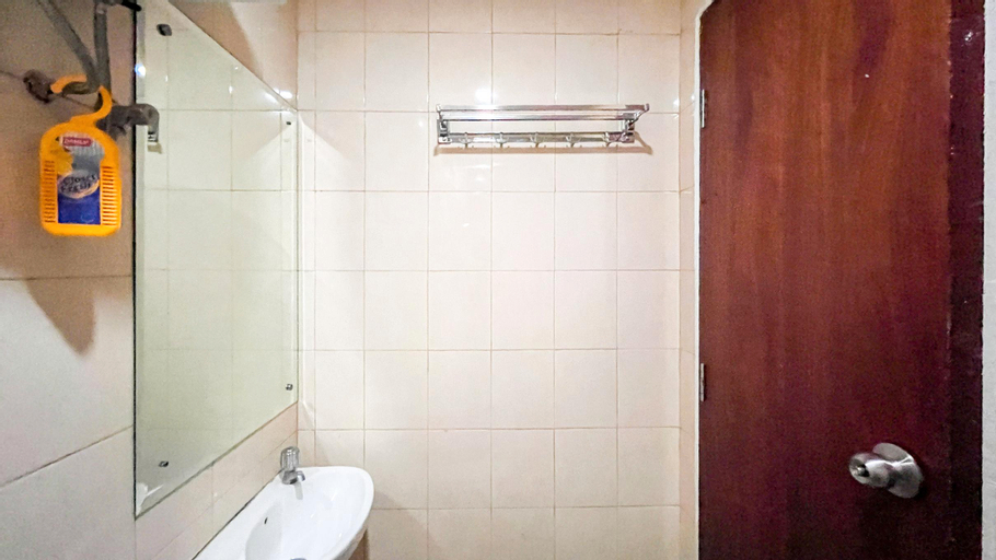 Bedroom 4, Good Place Studio Apartment at Vida View Makassar By Travelio, Makassar