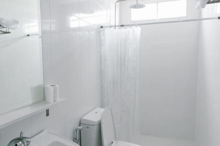 Bathroom 6
