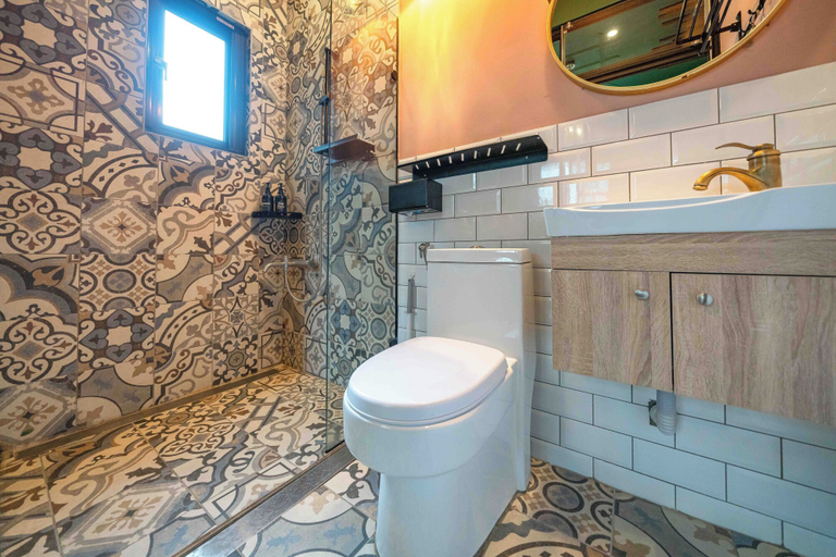 Bathroom 4, Time Tree House, Tainan