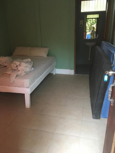 Bedroom 5, HOSTEL MAKTUB, Nandayure